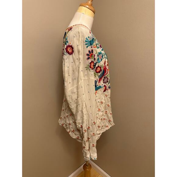 JOHNNY WAS Brady Embroidered Button-Down Top Cream Sz Medium - Picture 6 of 10